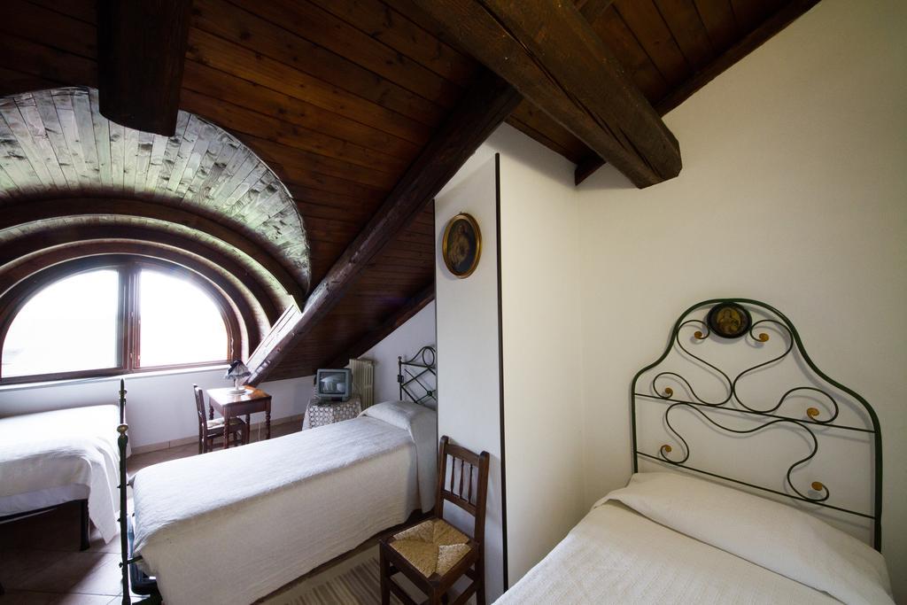 Poirino Agriturismo La Ca 'D Majin מראה חיצוני תמונה